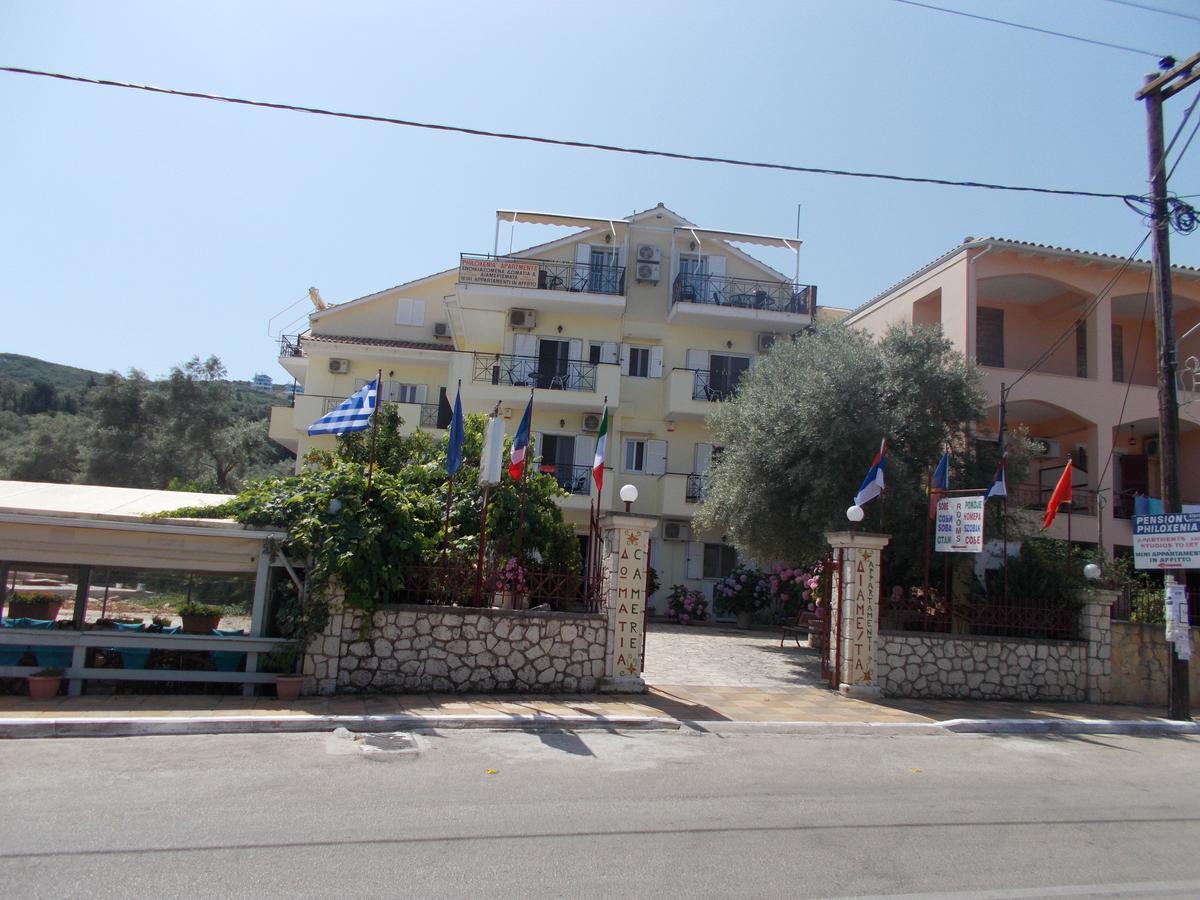 Pansion Filoxenia Apartments & Studios Tsoukaladhes Bagian luar foto